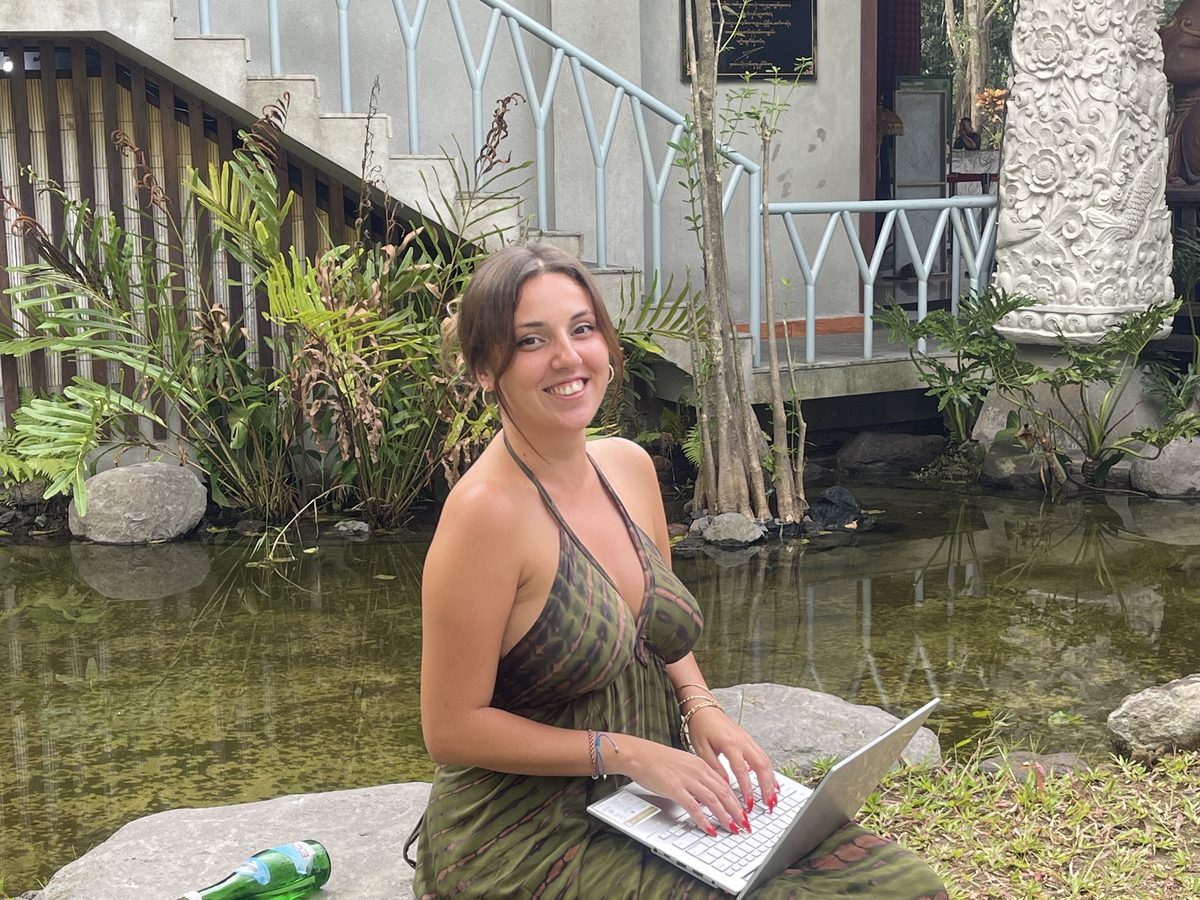 Yasemin Dinler — AVO Travels kurucu ekibi